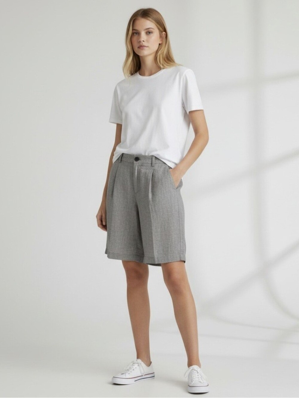 LOFT Ann Taylor 12 Women’s 100% Linen Lightweight Bermuda Shorts Pleated Gray